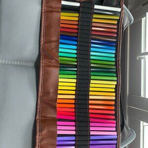 36 INDIVIDUAL COLOR ARTIST PENCILS FOLDS INTO A LEATHER WRAPPED HOLDER WITH SNAP
